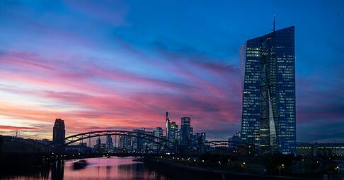 Die Bankenaufsicht der EZB verh&auml;ngt eine Millionenstrafe gegen J.P. Morgan. (Archivbild)