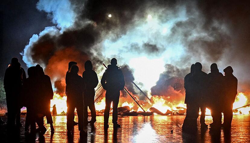 In zahlreichen St&auml;dten gibt es Protest.