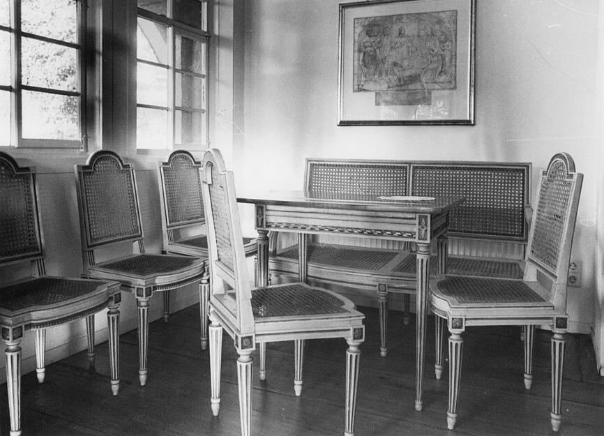 Blick in ein Zimmer im Kernerhaus. Undatierte Aufnahme. Blick in ein Zimmer im Kernerhaus. Undatierte Aufnahme.