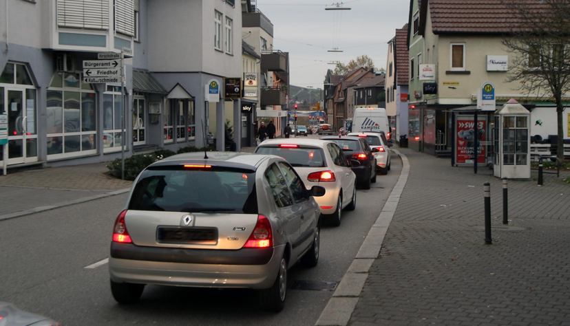 Bundesrichter erlauben Diesel-Fahrverbote. Was das für die Autofahrer - wie hier in Heilbronn - bedeutet, ist noch unklar. Foto: Matthias Heibel Bundesrichter erlauben Diesel-Fahrverbote. Was das für die Autofahrer - wie hier in Heilbronn - bedeutet, ist noch unklar. Foto: Matthias Heibel