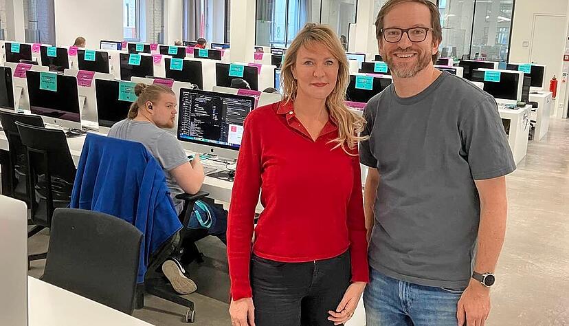 Empfing hohen Besuch in der Programmierschule 42: 42-Geschäftsführerin Sophie Viger aus Paris und Thomas Bornheim.