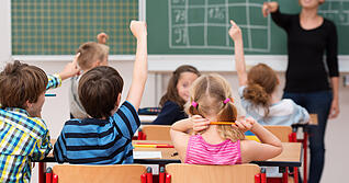 Ganze Klassen zurück in den Schulen, vielleicht sogar ohne Masken: Danach sehnen sich die meisten. Foto: contrastwerkstatt/stock.adobe.com Ganze Klassen zurück in den Schulen, vielleicht sogar ohne Masken: Danach sehnen sich die meisten. Foto: contrastwerkstatt/stock.adobe.com