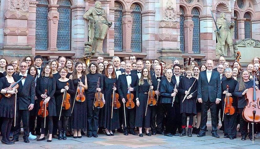Das Sinfonieorchester "Musikfreunde Heidelberg" spielt am 2. Juli im Bad Rappenauer Kurhaus auf. Die Einnahmen gehen komplett an den Verein "Help! &minus; Wir helfen".
Foto: privat