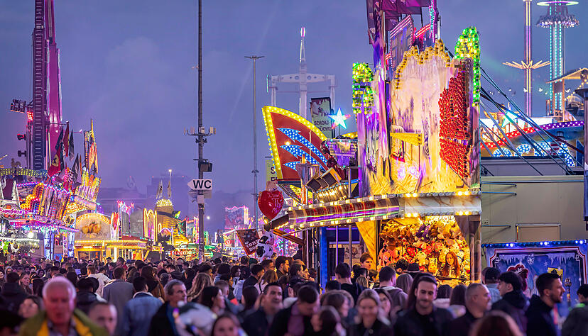 Das 178. Cannstatter Volksfest auf dem Wasen zählt zu den bedeutendsten Traditionsfesten in Deutschland.