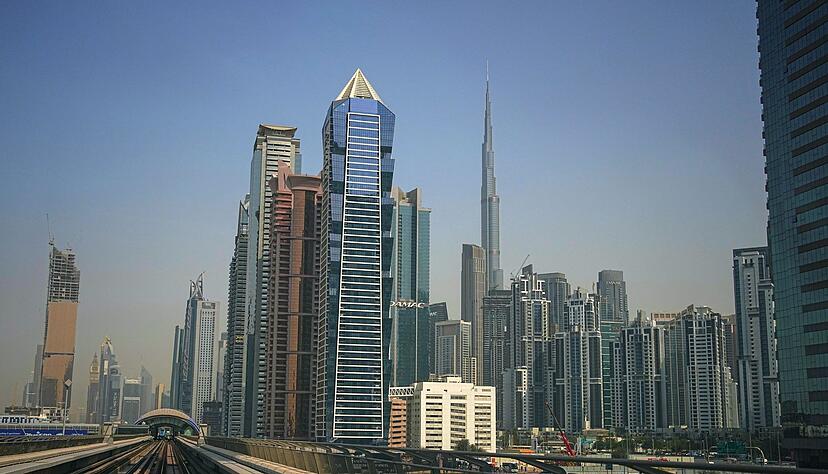 Auch mit Privatjets wollen Menschen aus der Golfregion ausreisen. (Archivbild) Auch mit Privatjets wollen Menschen aus der Golfregion ausreisen. (Archivbild)