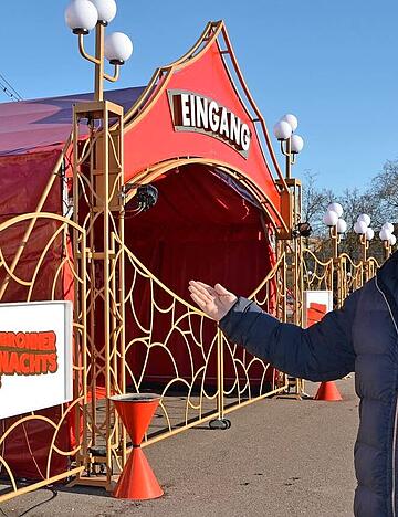 Zirkusdirektor Sascha Melnjak blickt auf eine erfolgreiche Jubiläumssaison zurück - und bastelt schon an Show Nummer 26. Zirkusdirektor Sascha Melnjak blickt auf eine erfolgreiche Jubiläumssaison zurück - und bastelt schon an Show Nummer 26.