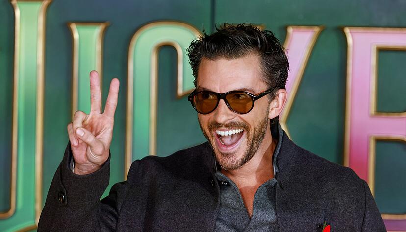 Auch wieder mit dabei: der frisch gekürte «Sexiest Man Alive» Jonathan Bailey (Archivbild). Auch wieder mit dabei: der frisch gekürte «Sexiest Man Alive» Jonathan Bailey (Archivbild).