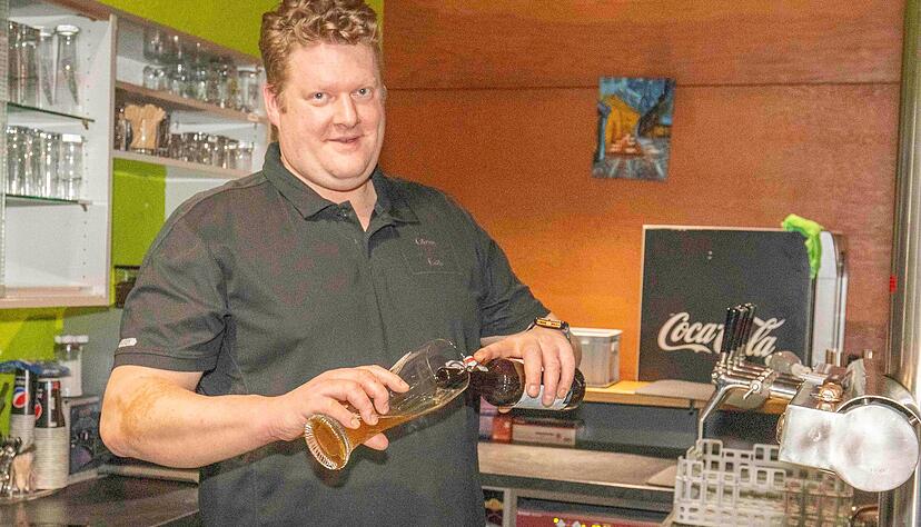 Pächter Stefan Reegen hört Ende Mai in Vereinsgaststätte des SV auf. Pächter Stefan Reegen hört Ende Mai in Vereinsgaststätte des SV auf.