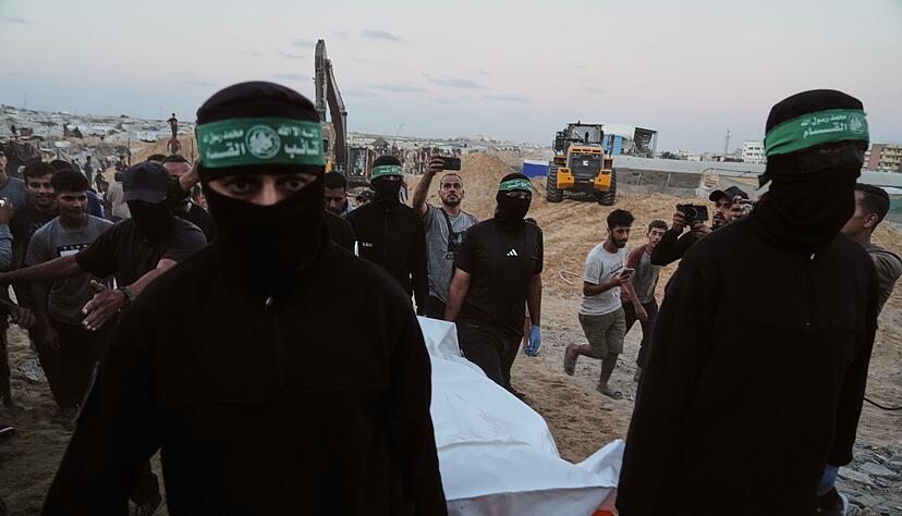 Die Hamas will zwei weiteren Geiseln in Gaza geborgen haben. (Archivbild) Die Hamas will zwei weiteren Geiseln in Gaza geborgen haben. (Archivbild)