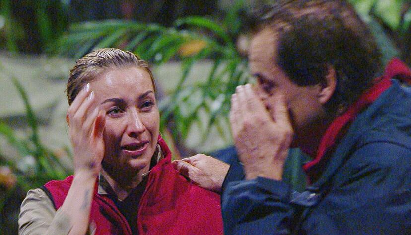 Anna-Carina Woitschack ist erleichtert über ihr Dschungel-Aus. Anna-Carina Woitschack ist erleichtert über ihr Dschungel-Aus.