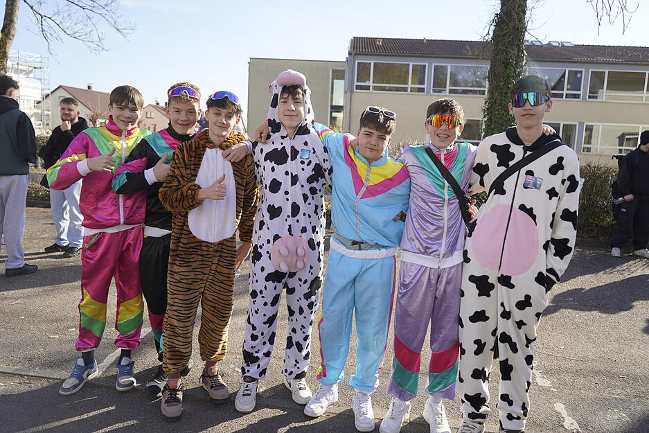 Narren feiern in Gundelsheim: Die besten Bilder vom Faschingsumzug