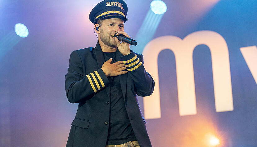 Micha von der Rampe aus Brackenheim tritt regelm&auml;&szlig;ig im Megapark auf Mallorca auf.