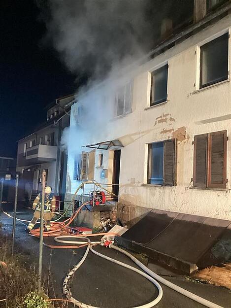 Nach rund einer Stunde waren die Flammen gel&ouml;scht.