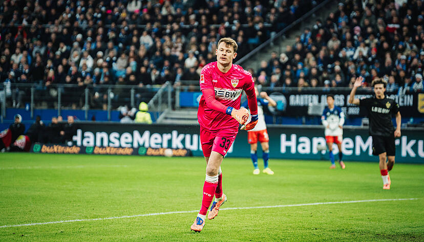 Alexander Nübel: Der Treffer von Glatzel zum 0:1 geht ins kurze Eck, das Nübel eventuell besser abdecken kann. Sonst wenig zu tun bis in die zweite Halbzeit hinein. Dort spielt Nübel stark mit. Note: 3,5