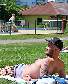 Auch Sonnenanbeter kommen bei dem Wetter auf ihre Kosten.