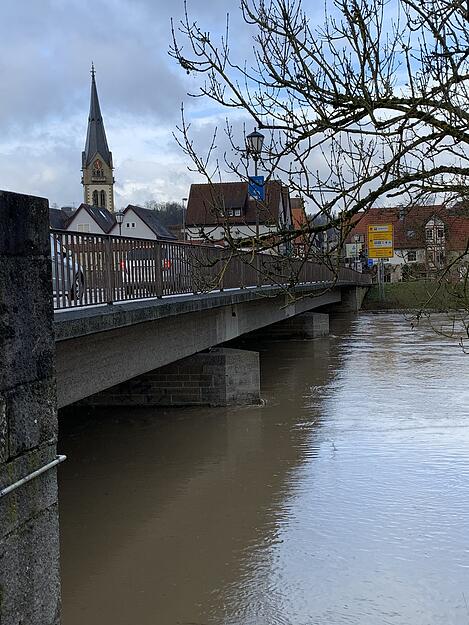 Die Jagst bei M&ouml;ckm&uuml;hl.