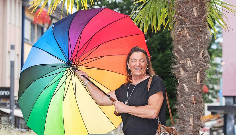 Susanne Leiser ist froh, dass sie nach vielen Jahren den Schritt gewagt hat, dazu zu stehen, was sie ist: transident. Der Weg dorthin war hart.
Foto: Veigel