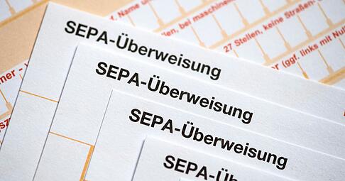 Passen Name und Iban zusammen? In einer Untersuchung hat die Stiftung Warentest festgestellt, dass einige Banken es mit der Pflicht zum Empf&auml;nger-Check nicht ganz so genau nehmen.