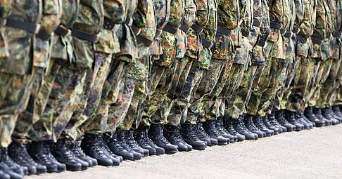 Konkret heißt es in dem Antrag, sowohl Frauen als auch Männer sollten den Fragebogen «verpflichtend» ausfüllen. (Symbolbild) Konkret heißt es in dem Antrag, sowohl Frauen als auch Männer sollten den Fragebogen «verpflichtend» ausfüllen. (Symbolbild)