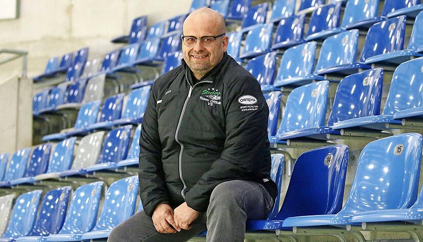 Sitzt Volker Schoch bald in verantwortlicher Position in der Eishalle am Europaplatz? Es gibt Gespräche mit den Falken-Gesellschaftern.