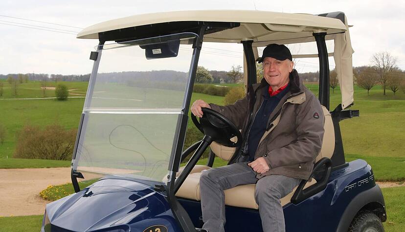 Klaus Bortt setzt als Head-Greenkeeper auf die Erfahrung seines Teams. Klaus Bortt setzt als Head-Greenkeeper auf die Erfahrung seines Teams.