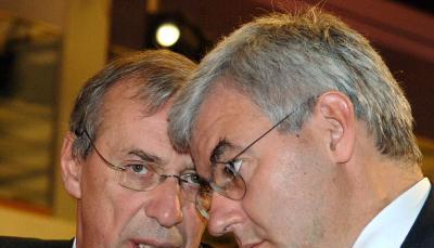 Chef der Mega-Bank wird UniCredit-Chef Profumo (r), während Dieter Rampl HVB-Präsident bleibt.
