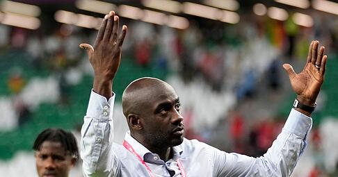 Ist seit Sommer 2024 erneut Nationaltrainer Ghanas: Otto Addo. Der gebürtige Hamburger wurde2002 mit Borussia Dortmund deutscher Meister. Ist seit Sommer 2024 erneut Nationaltrainer Ghanas: Otto Addo. Der gebürtige Hamburger wurde2002 mit Borussia Dortmund deutscher Meister.