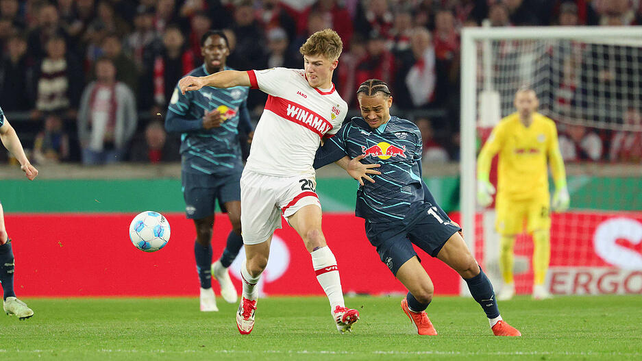 Finn Jeltsch: Auch gegen RB Leipzig mit einer guten Vorstellung. Die Konstanz von Jeltsch beeindruckt, auch wenn der ein oder andere Wackler dabei war. War in wichtigen Situation beispielsweise gegen Sesko da.  Note: 3