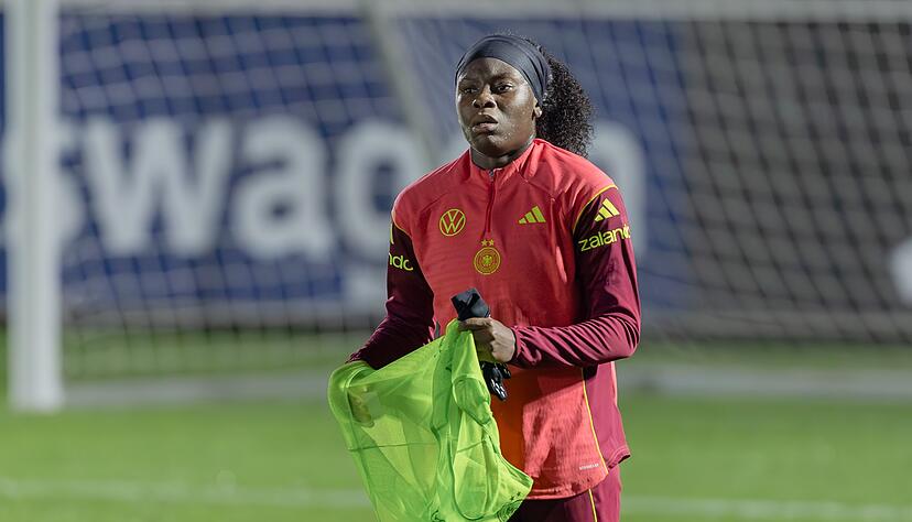 Ihre Torquote beim DFB ist ausbaufähig: In 29 Länderspielen traf Nicole Anyomi erst dreimal. Ihre Torquote beim DFB ist ausbaufähig: In 29 Länderspielen traf Nicole Anyomi erst dreimal.