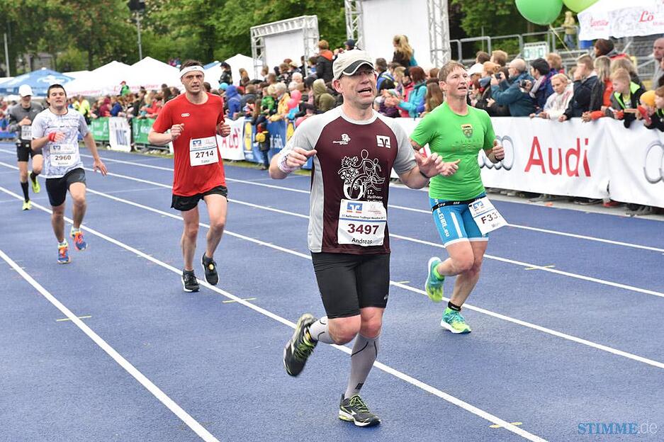 Trollinger Marathon: Zieleinlauf 4 | 7.5.