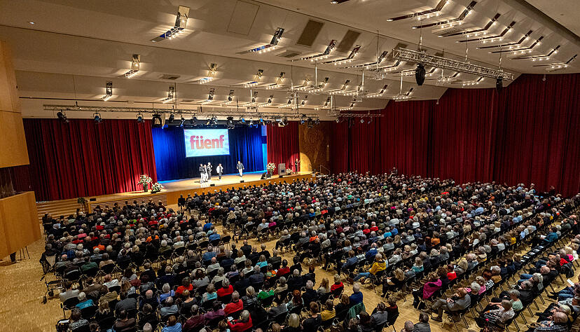 Großes Interesse am Heilbronner Bürgerempfang: Rund 2000 Zuhörer sind am Samstagvormittag in die Harmonie gekommen.
