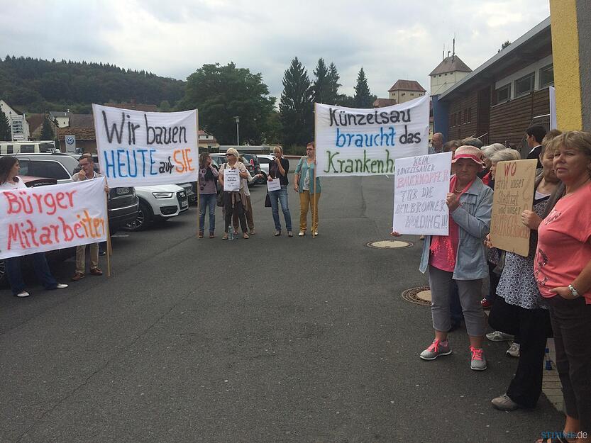Demo für Erhalt des Künzelsauer Krankenhauses Demo für Erhalt des Künzelsauer Krankenhauses