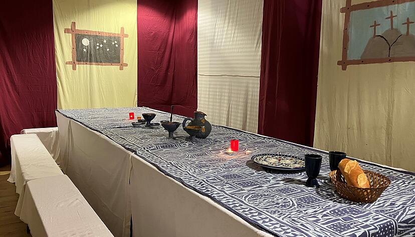 Gr&uuml;ndonnerstag erinnert an das Passahfest und das letzte Abendmahl, das Jesus mit seinen J&uuml;ngern feierte.