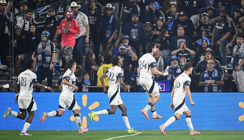 Die Whitecaps jubelten über zwei Tore in den ersten zehn Minuten.