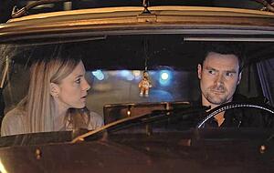 Patrick Bruckner (Martin Kaps) und Lilli Henkel (Nadine Petry) haben mit Geldsorgen zu kämpfen. Doch die beiden Hochstapler haben einen Plan. Foto: privat