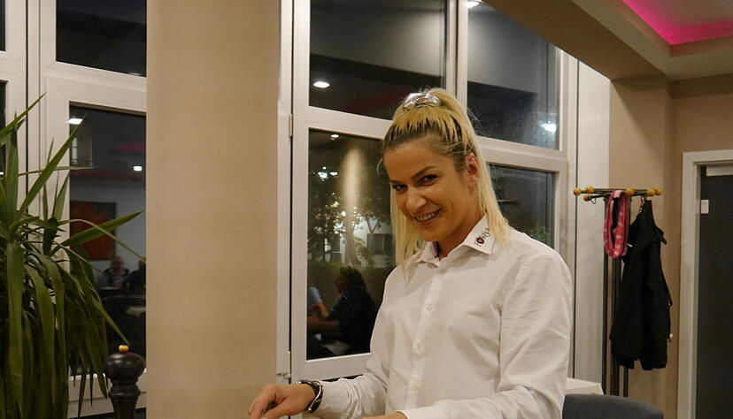 Seit knapp einem Jahr ist Alisa Fehratovic als Kellnerin im Foleja dabei.