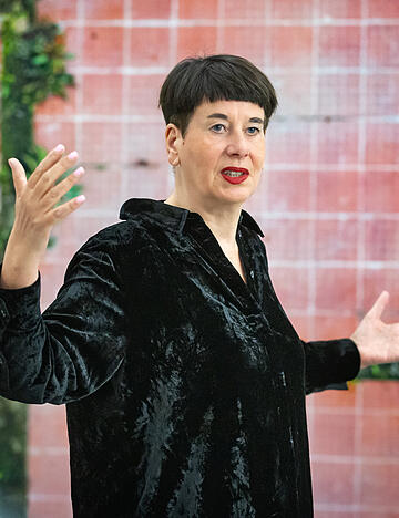 Mit Ostalgie hat sie nichts im Sinn: Andrea Pichl erl&auml;utert &bdquo;deutsch deutsch&ldquo;.