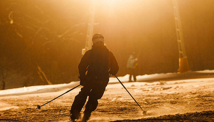 Nach sommerlichen Temperaturen auf dem Schwarzwaldgipfel des Kandels ist Mitte April der Winter zurückgekehrt - mit jeder Menge Neuschnee. Nach sommerlichen Temperaturen auf dem Schwarzwaldgipfel des Kandels ist Mitte April der Winter zurückgekehrt - mit jeder Menge Neuschnee.