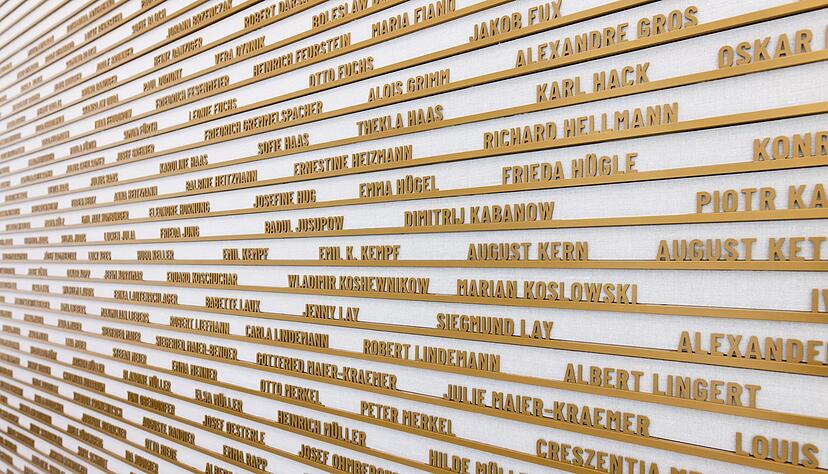 Im Freiburger Dokumentationszentrum Nationalsozialismus gibt es im Innenhof einen Gedenkraum.