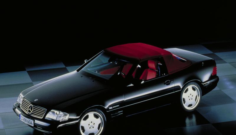 Klassisches Verdeck: Die SL-Baureihe setzt auf ein Stoffdach. Ein Hardtop gab es aber zus&auml;tzlich, meist serienm&auml;&szlig;ig.