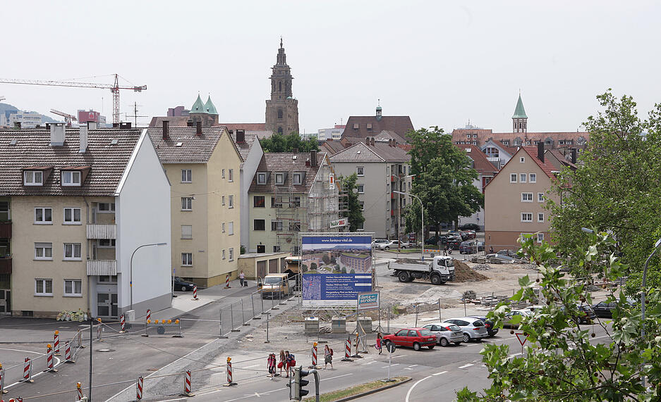 Im Bereich Gerber-/Mannheimer Straße ist der Bauplatz, entgegen der ursprünglichen Planung, nun für ein Wohn- und Geschäftshaus vorbereitet. Aufnahmen aus Mai 2008.