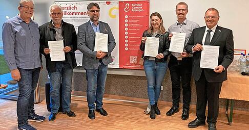 Gegenseitige Kooperation vereinbart: Gründung des Familiencampus der evangelischen Kirchengemeinde Eppingen.
Foto: Jörg Kühl