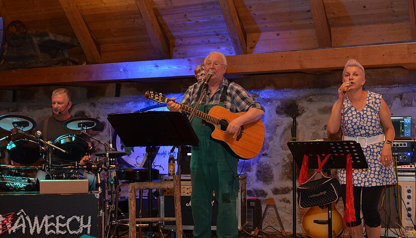 Ann&acirc;weech mit S&auml;nger und Gitarrist Frank "Molle" Winkler. Der Frontmann (Mitte) ist verstorben.