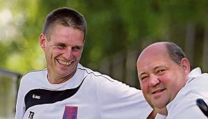 Hollenbachs Trainer Ralf Stehle (li.) und Karlheinz Weidmann.Foto: Archiv/Bertok