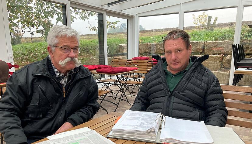 Martin Supp (links) machte bereits mit einer Petition politischen Druck, als der Ma&szlig;regelvollzug-Neubau in Weinsberg geplant wurde. Heute steht Andreas Frank der B&uuml;rgerinitiative vor.
Foto: K&uuml;mmerle