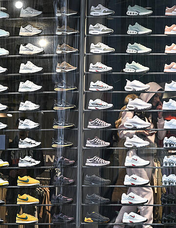 Sportliche Schuhe sind beliebt. Das zeigt sich auch in der Liste der beliebtesten Marken beim Heilbronner Handelsverbund Sabu.