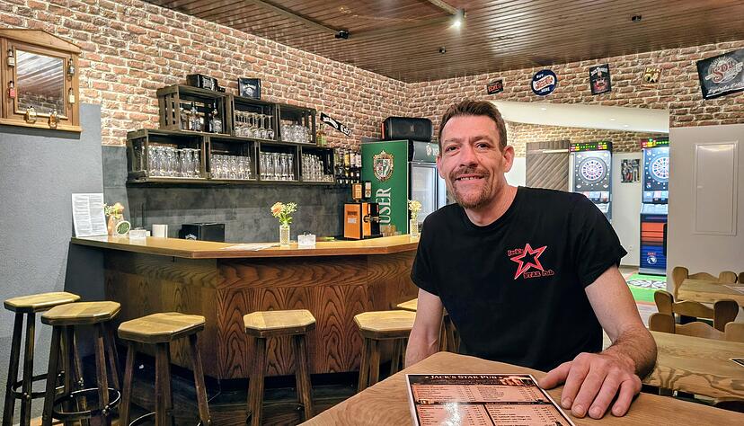 Thomas Engel hat den Jack's Star Pub auf der Viehweide er&ouml;ffnet.