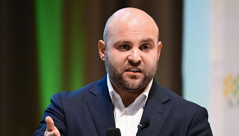 AfD-Spitzenkandidat Markus Frohnmaier hat in der Wahlarena gegen seine Konkurrenten ausgeteilt. (Archivbild)