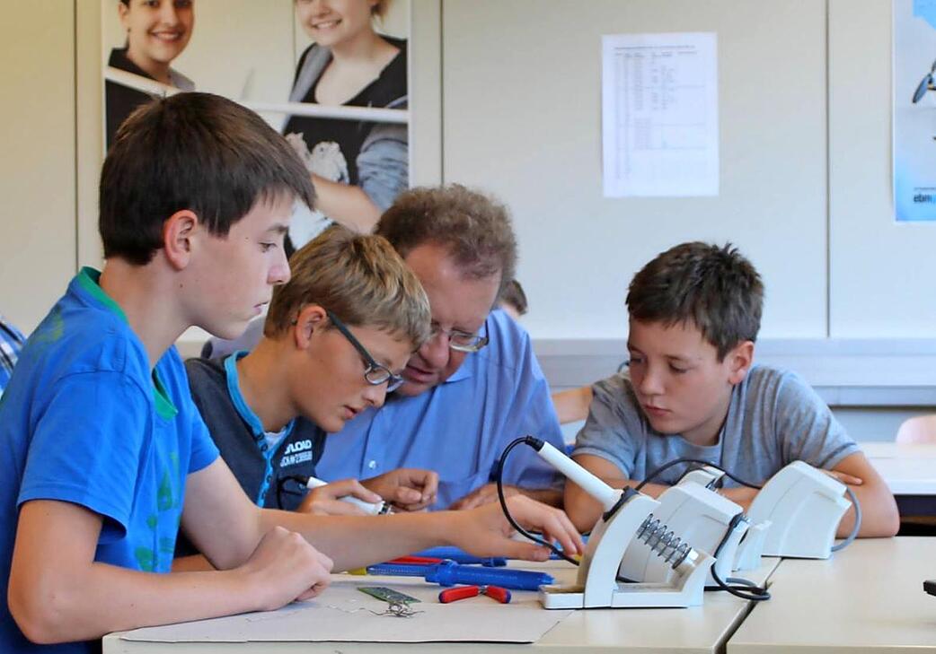 Leidenschaft für Technik wecken - STIMME.de