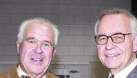 Hans Rodepeter hat den Beraterkreis Heilbronn vor zehn Jahren begründet. Geleitet wird er nun von Hans-Werner Reimold (rechts). (Archivfoto: Ulrike Kugler) Hans Rodepeter hat den Beraterkreis Heilbronn vor zehn Jahren begründet. Geleitet wird er nun von Hans-Werner Reimold (rechts). (Archivfoto: Ulrike Kugler)